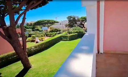 Moradia T4 para Venda em Quarteira
