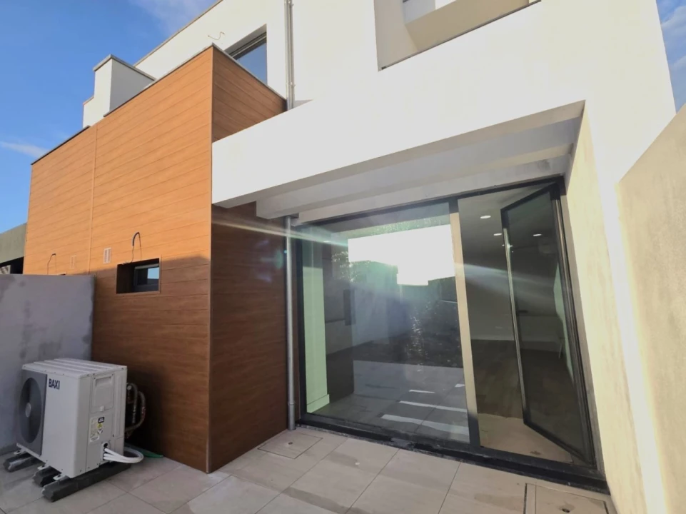 Moradia T4 para Venda em Aradas Foto 15