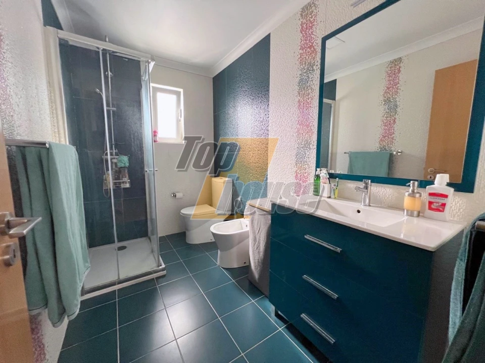 Apartamento T3 para Venda em Almada, Cova da Piedade, Pragal e Cacilhas Foto 8