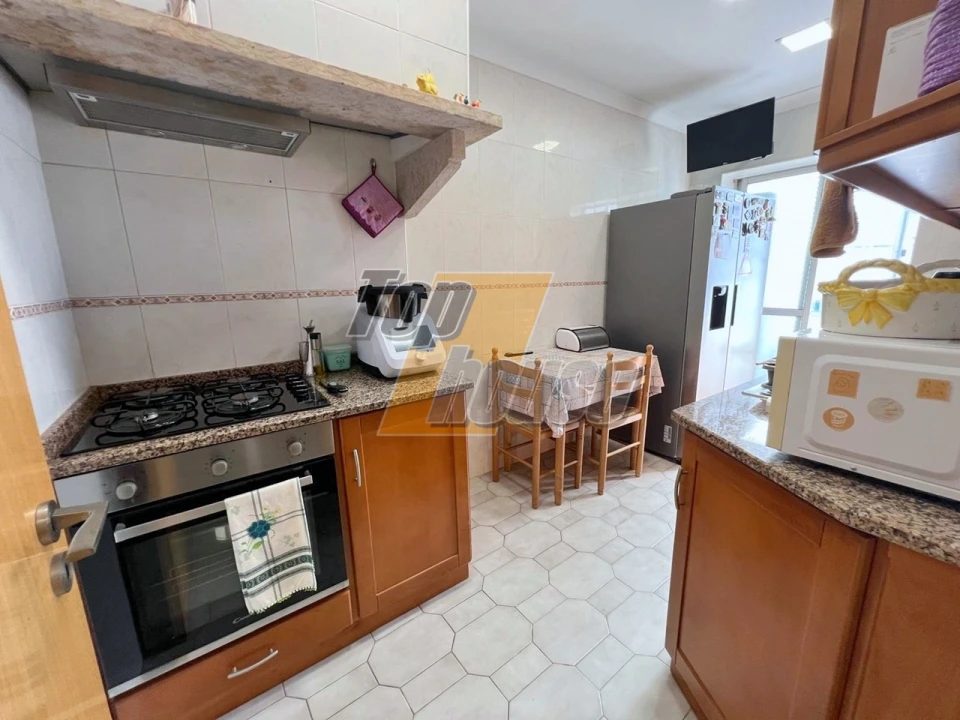 Apartamento T3 para Venda em Almada, Cova da Piedade, Pragal e Cacilhas Foto 6