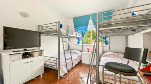 Moradia T4 para Venda em Loule (São Sebastião)