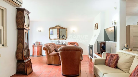 Moradia T3 para Venda em Quarteira