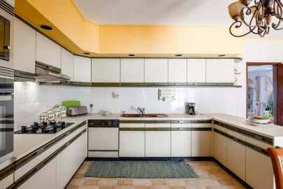 Moradia T4 para Venda em São Brás de Alportel