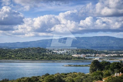 Apartamento T3 para Venda em Estômbar e Parchal