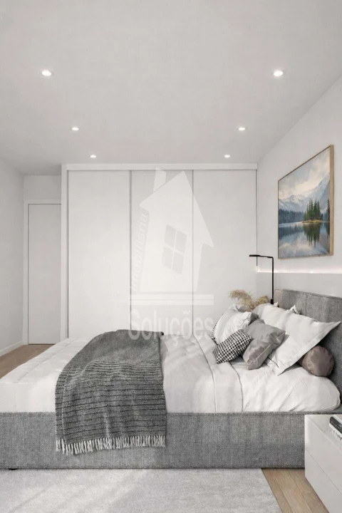 Apartamento T3 para Venda em Estômbar e Parchal