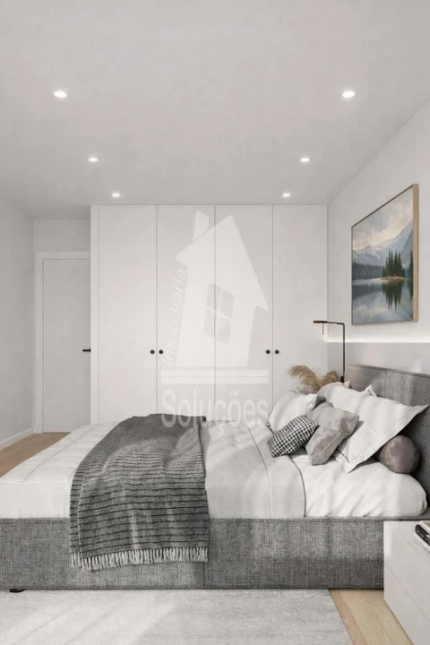 Apartamento T3 para Venda em Estômbar e Parchal