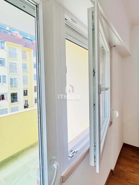 Apartamento T2 para Arrendamento em Oeiras e São Julião da Barra, Paço de Arcos e Caxias