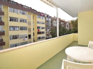 Apartamento T2 para Arrendamento em Oeiras e São Julião da Barra, Paço de Arcos e Caxias