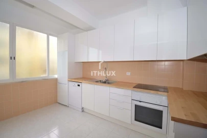 Apartamento T2 para Arrendamento em Oeiras e São Julião da Barra, Paço de Arcos e Caxias