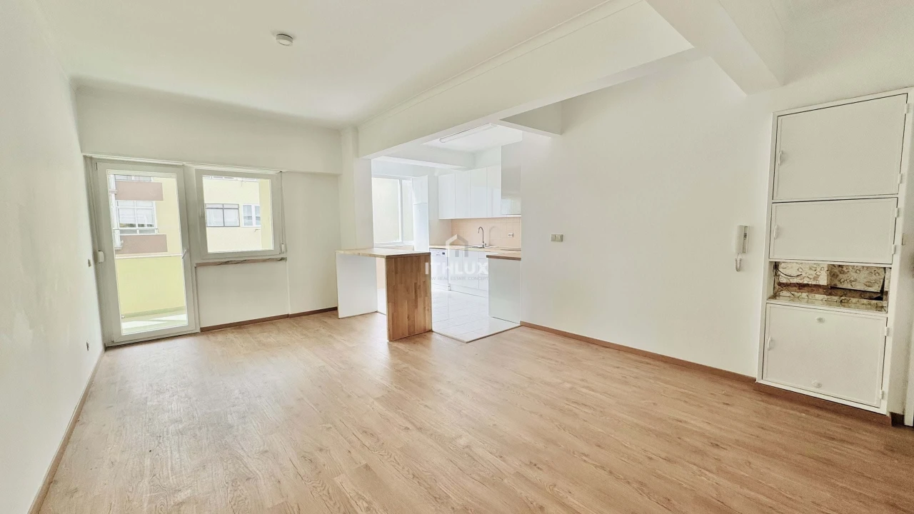 Apartamento T2 para Arrendamento em Oeiras e São Julião da Barra, Paço de Arcos e Caxias Foto 5