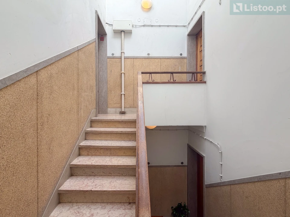 Apartamento T2 para Venda em Ajuda Foto 24
