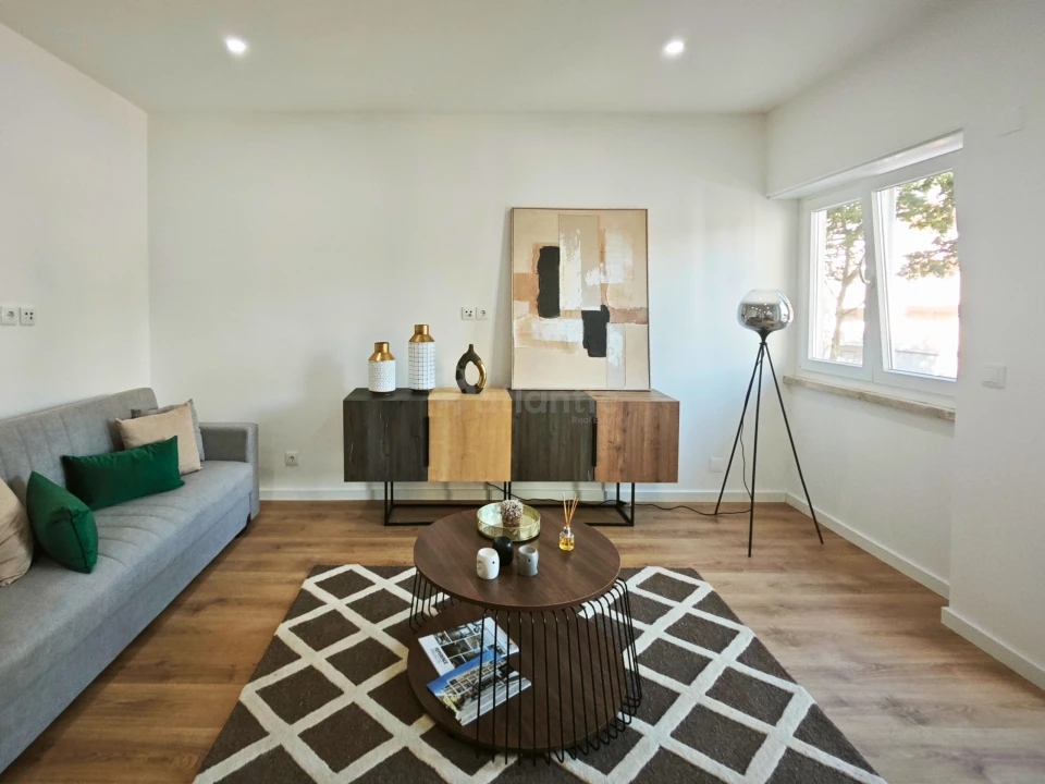 Apartamento T3 para Venda em Benfica Foto 9