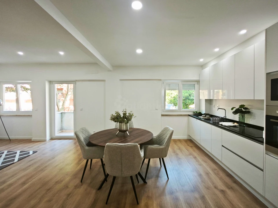 Apartamento T3 para Venda em Benfica Foto 10