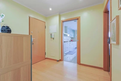 Apartamento T2 para Venda em Santa Iria de Azoia, São João da Talha e Bobadela