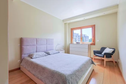 Apartamento T2 para Venda em Santa Iria de Azoia, São João da Talha e Bobadela