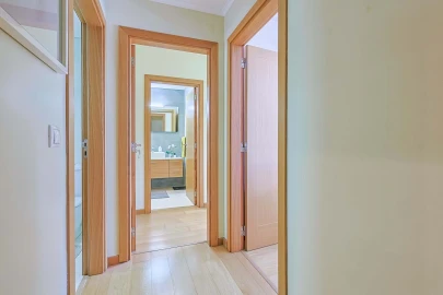 Apartamento T2 para Venda em Santa Iria de Azoia, São João da Talha e Bobadela