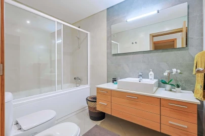 Apartamento T2 para Venda em Santa Iria de Azoia, São João da Talha e Bobadela
