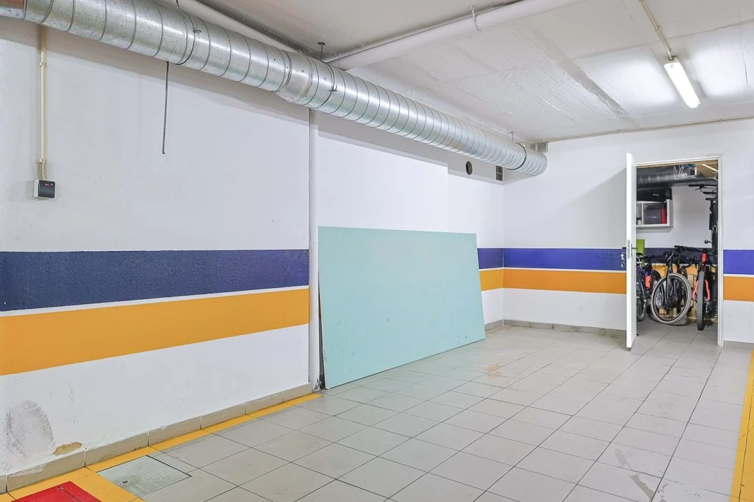 Apartamento T2 para Venda em Santa Iria de Azoia, São João da Talha e Bobadela Foto 24