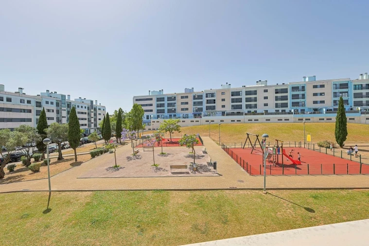 Apartamento T2 para Venda em Santa Iria de Azoia, São João da Talha e Bobadela Foto 18