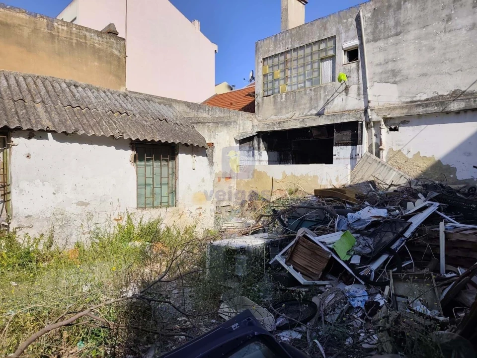 Prédio para Venda em Barreiro e Lavradio Foto 10