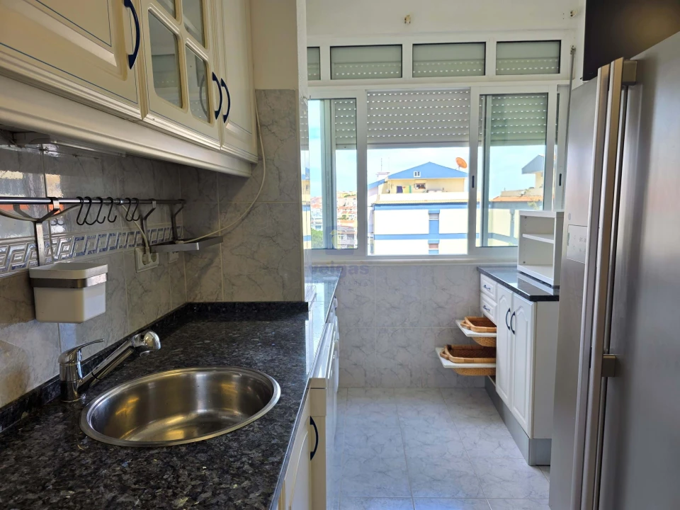 Apartamento T2 para Venda em Agualva e Mira-Sintra Foto 6