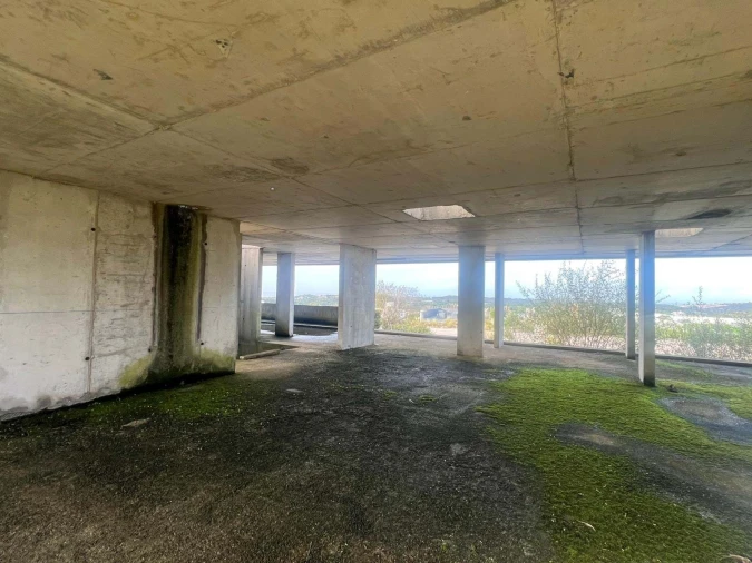 Moradia T5 para Venda em Vau Foto 6
