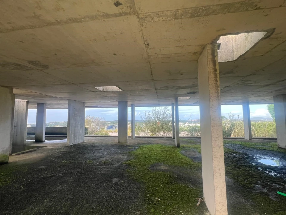 Moradia T5 para Venda em Vau Foto 7