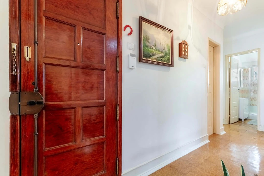 Apartamento T2 para Venda em Agualva e Mira-Sintra Foto 4