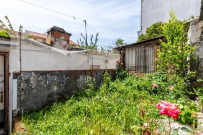 Apartamento T2 para Venda em Agualva e Mira-Sintra