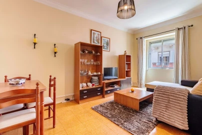 Apartamento T2 para Venda em Agualva e Mira-Sintra