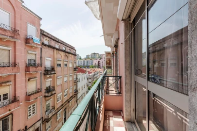 Apartamento T2 para Venda em Agualva e Mira-Sintra