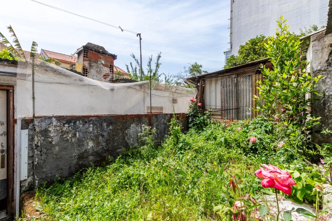 Apartamento T2 para Venda em Agualva e Mira-Sintra Foto 39