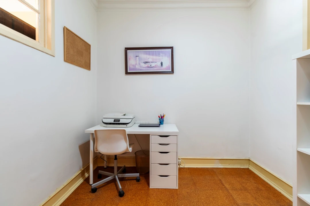 Apartamento T2 para Venda em Agualva e Mira-Sintra Foto 18