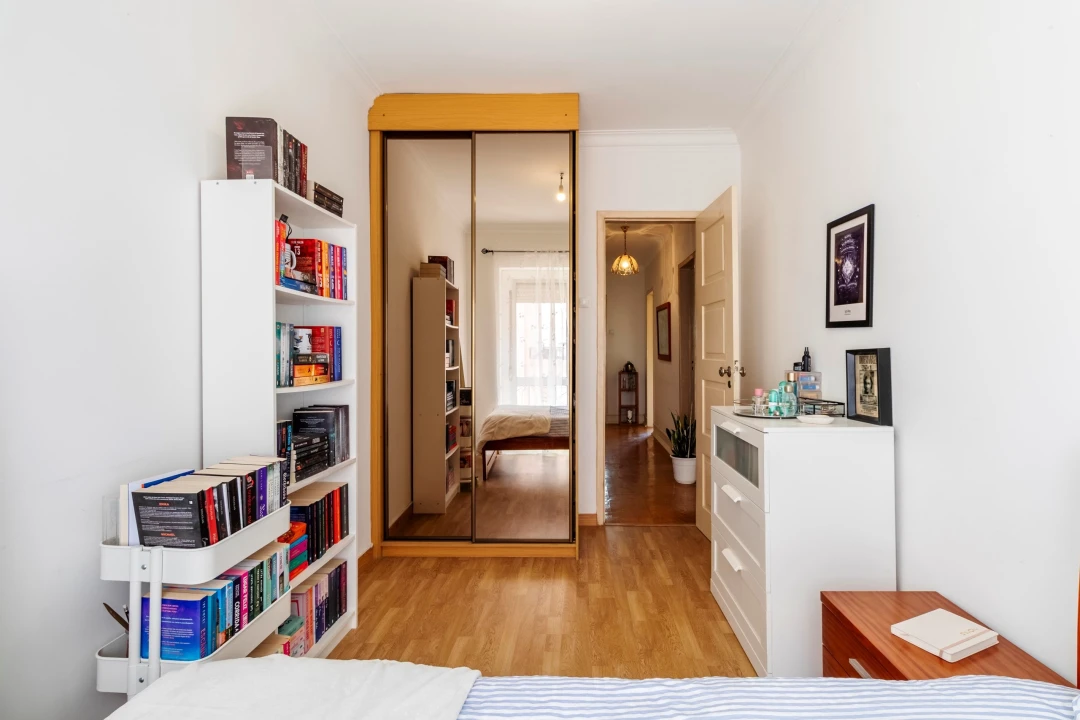 Apartamento T2 para Venda em Agualva e Mira-Sintra Foto 13