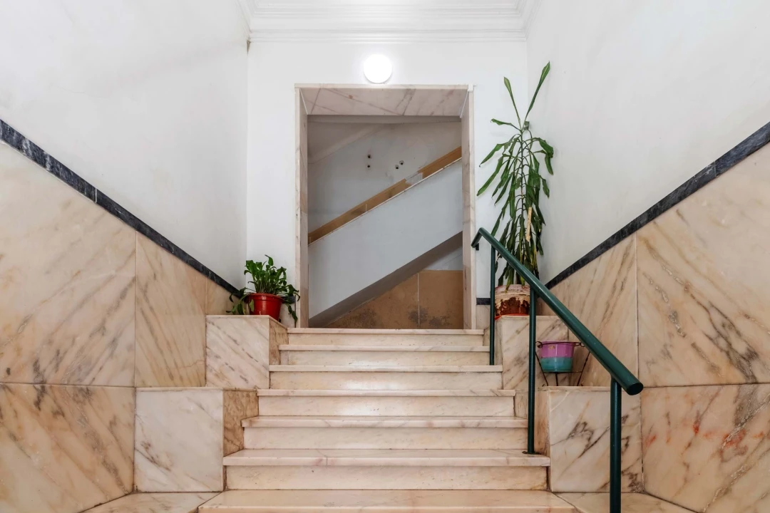 Apartamento T2 para Venda em Agualva e Mira-Sintra Foto 3