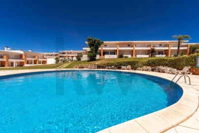 Moradia T2 para Venda em Albufeira e Olhos de Água