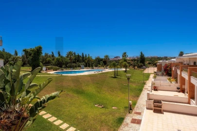 Moradia T2 para Venda em Albufeira e Olhos de Água