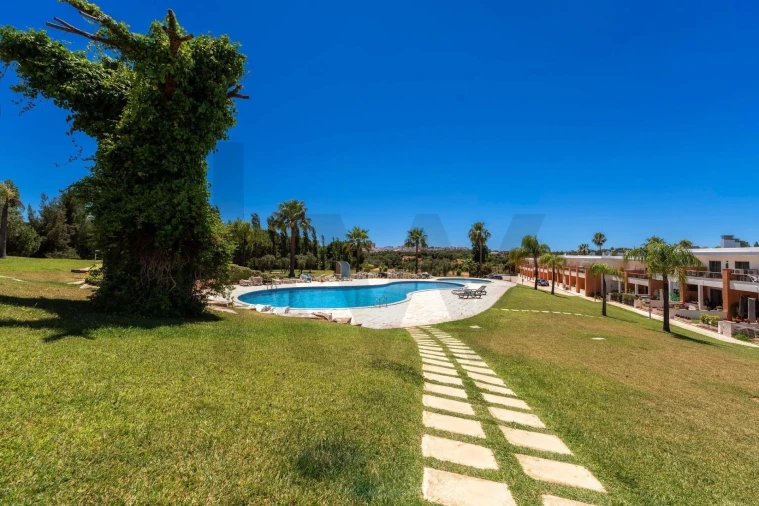Moradia T2 para Venda em Albufeira e Olhos de Água Foto 49