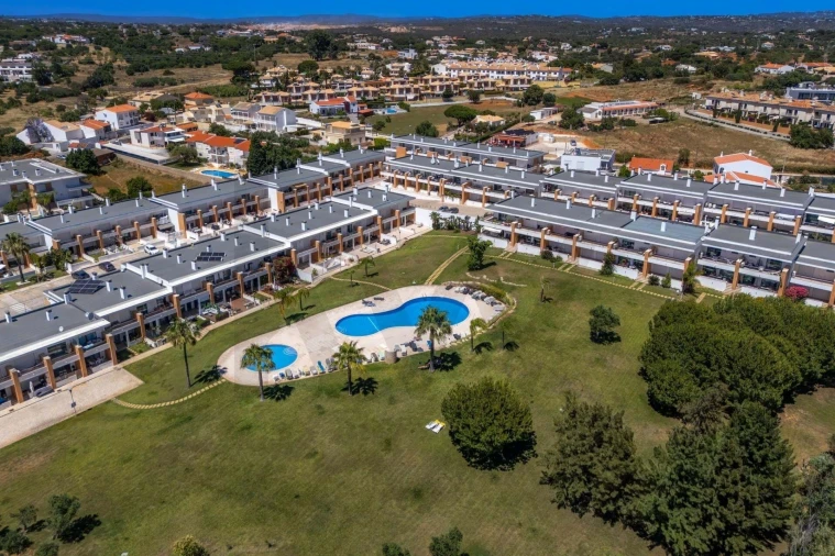 Moradia T2 para Venda em Albufeira e Olhos de Água Foto 65