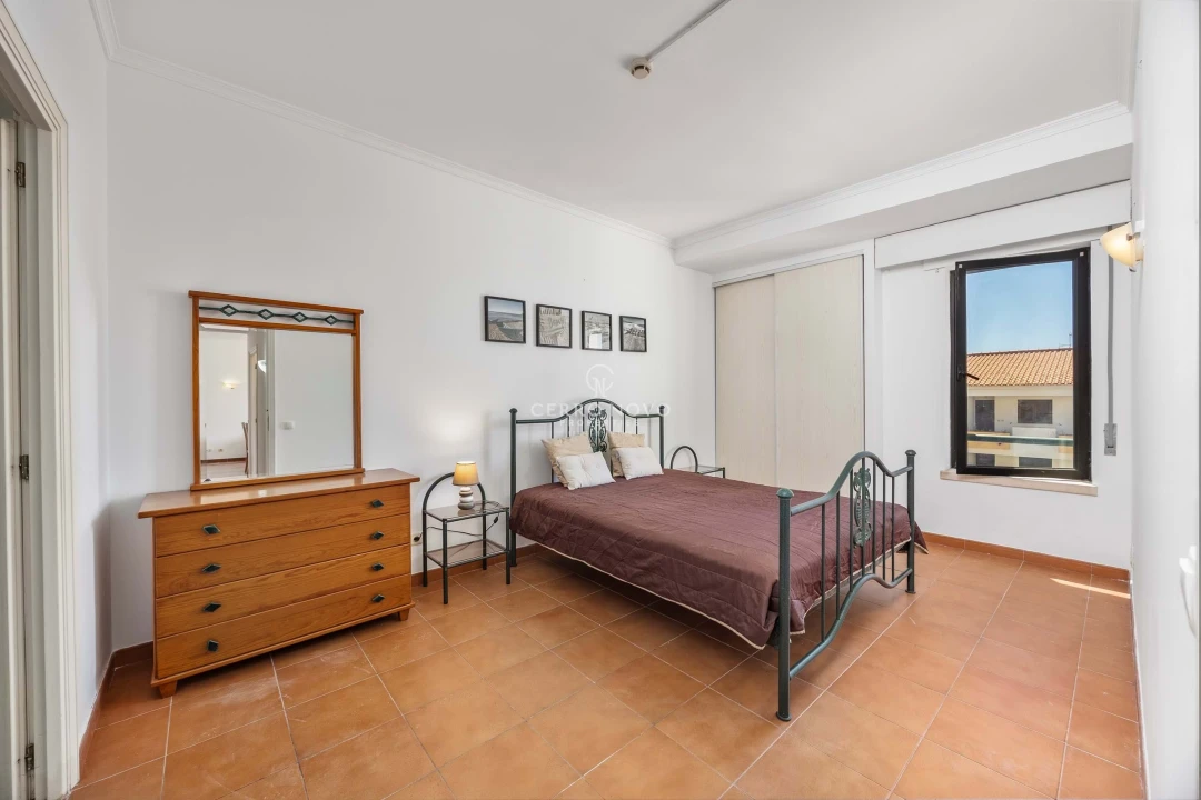Apartamento T2 para Venda em Albufeira e Olhos de Água Foto 4