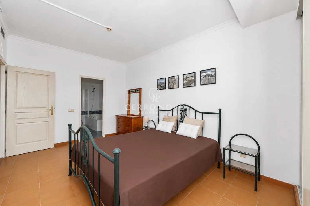 Apartamento T2 para Venda em Albufeira e Olhos de Água Foto 5