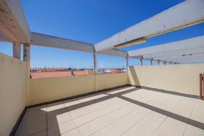 Apartamento T2 para Venda em Albufeira e Olhos de Água