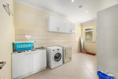 Moradia T4 para Venda em Boliqueime