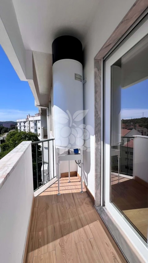 Apartamento T4 para Venda em Agualva e Mira-Sintra