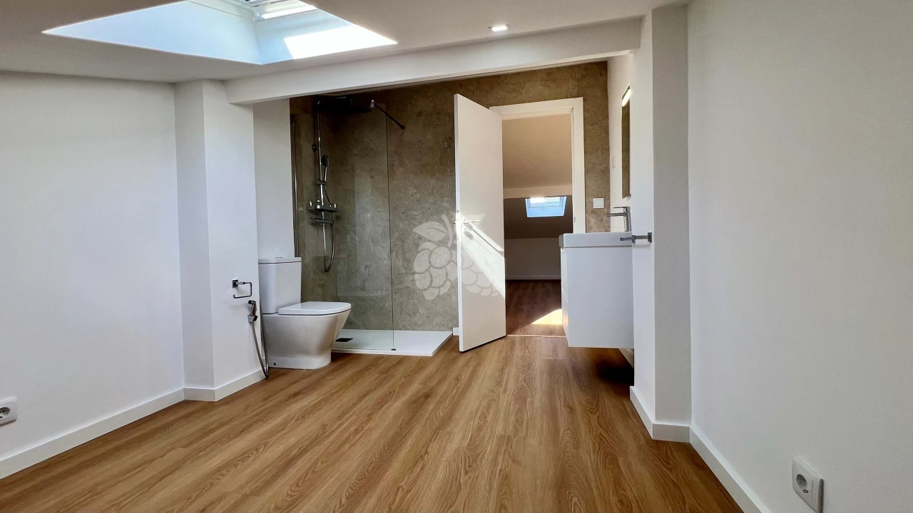 Apartamento T4 para Venda em Agualva e Mira-Sintra Foto 24