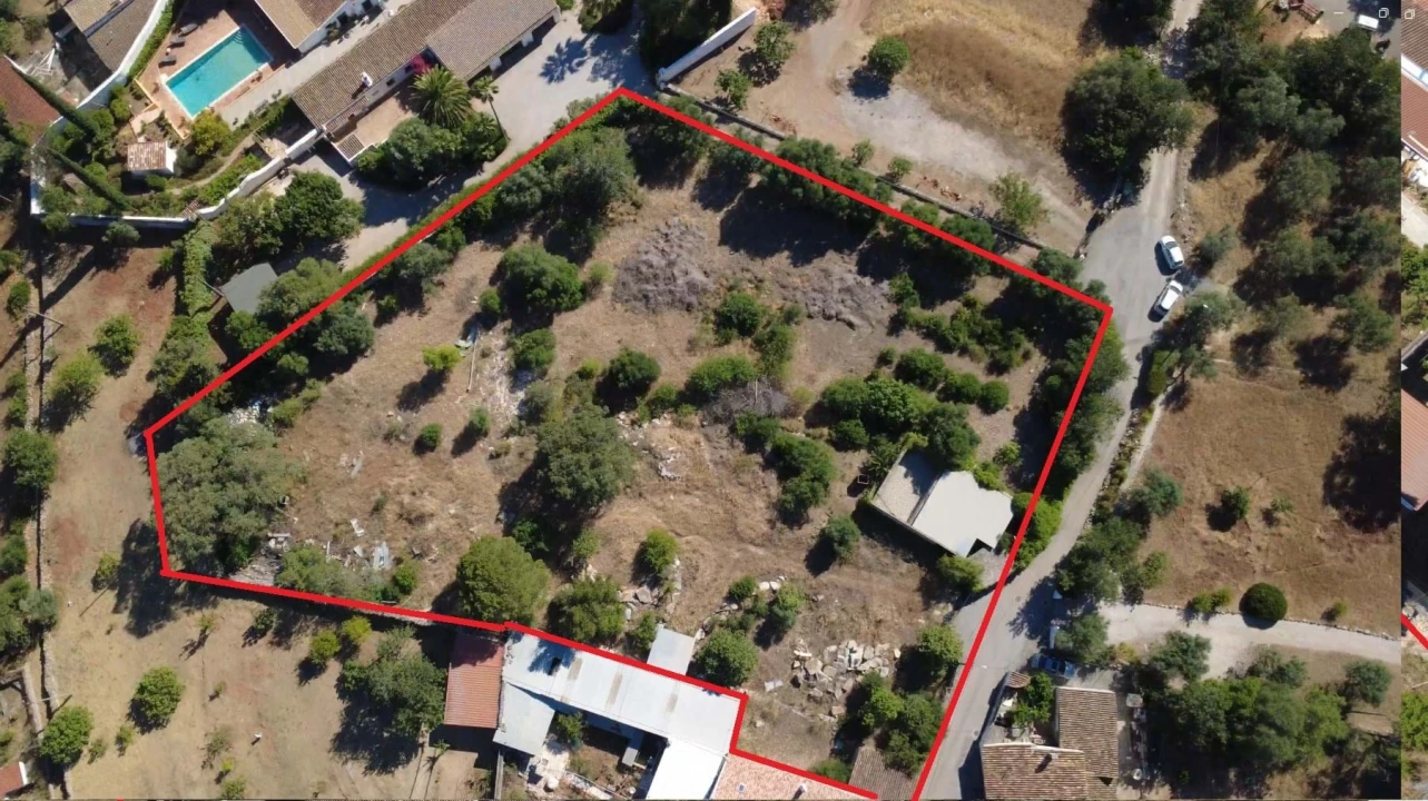 Terreno para Venda em São Brás de Alportel Foto 3