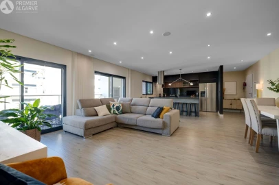 Apartamento T3 para Venda em Faro (Sé e São Pedro)