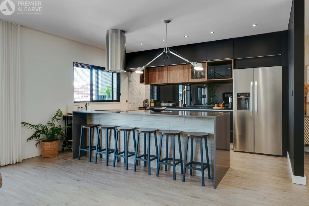 Apartamento T3 para Venda em Faro (Sé e São Pedro) Foto 7