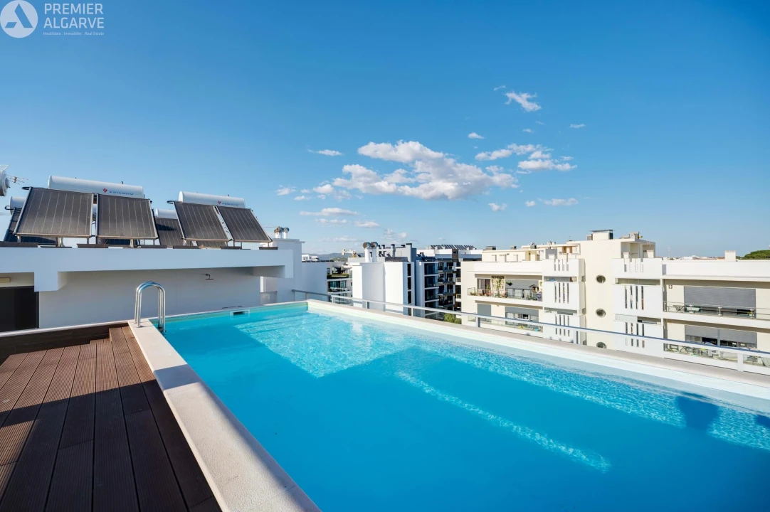 Apartamento T3 para Venda em Faro (Sé e São Pedro) Foto 1