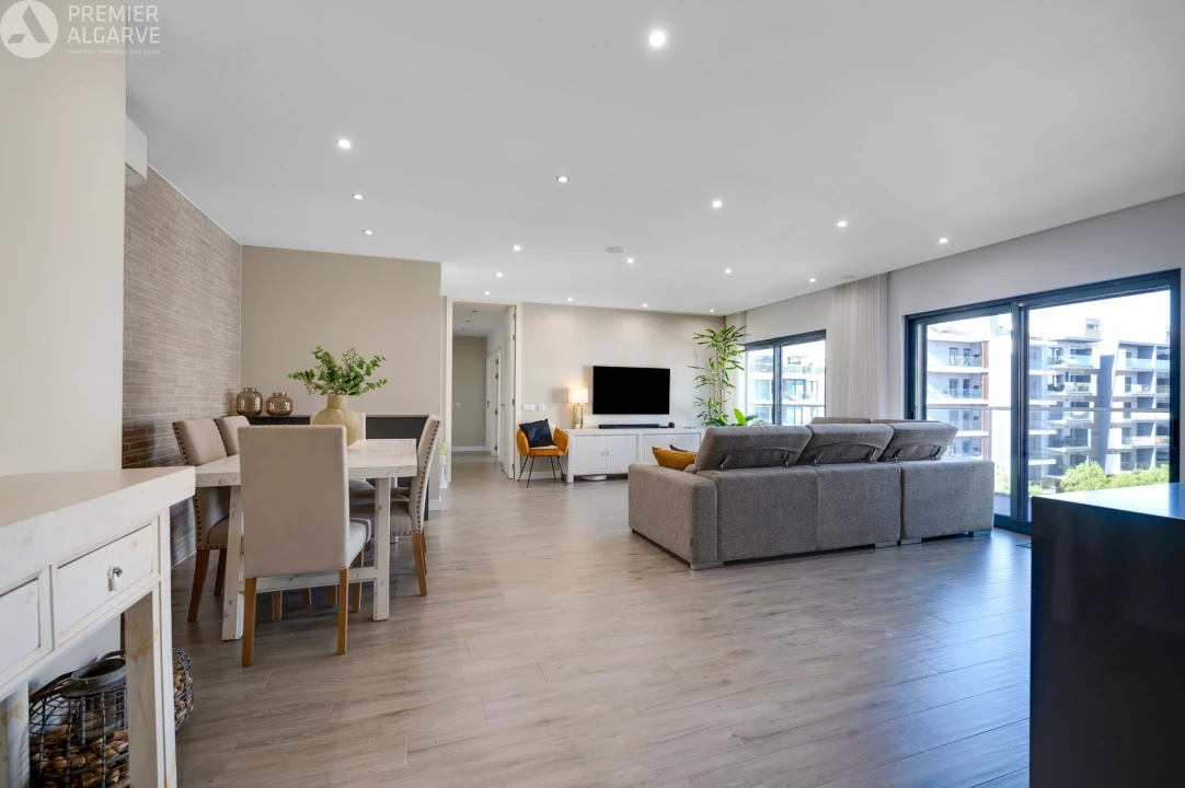 Apartamento T3 para Venda em Faro (Sé e São Pedro) Foto 37